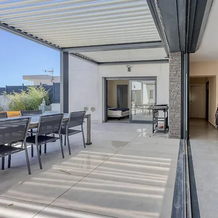 Villa Azur - Heated Pool